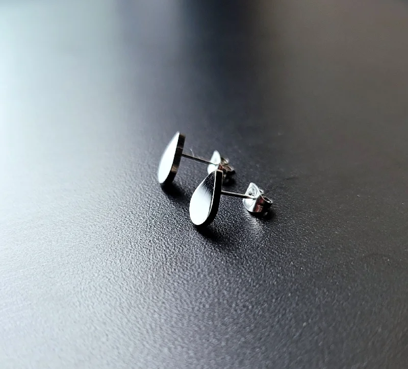 Women’s premium earrings-Steel Rain Earrings