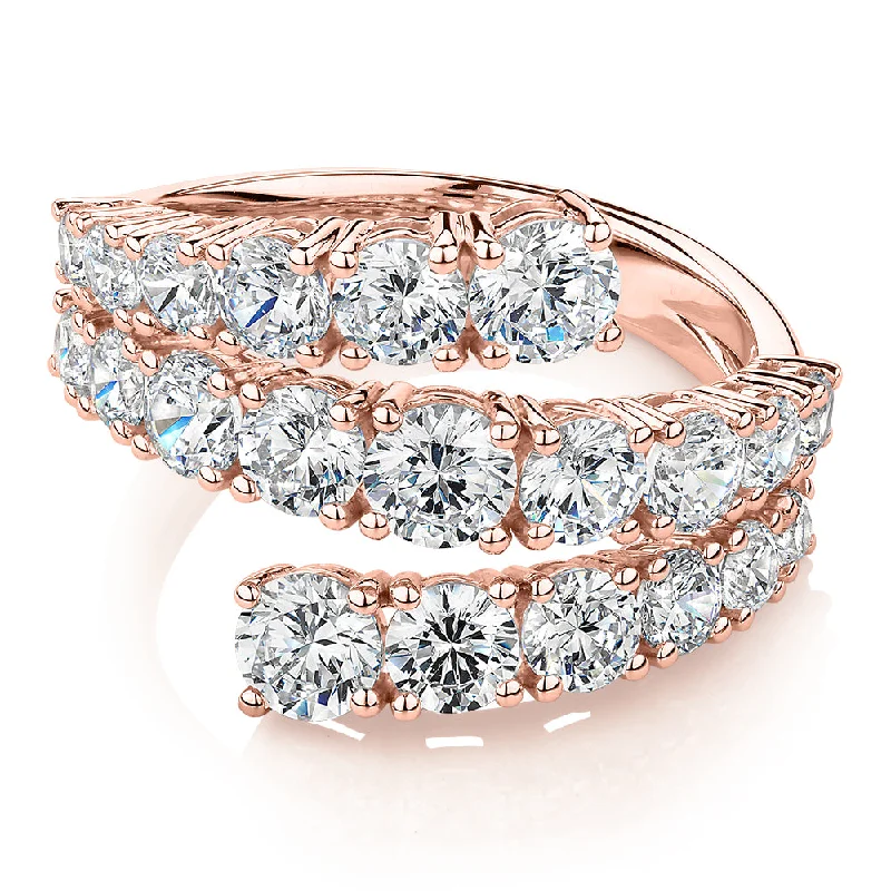 Women’s trendy rings-Dress ring with 3.2 carats* of diamond simulants in 10 carat rose gold