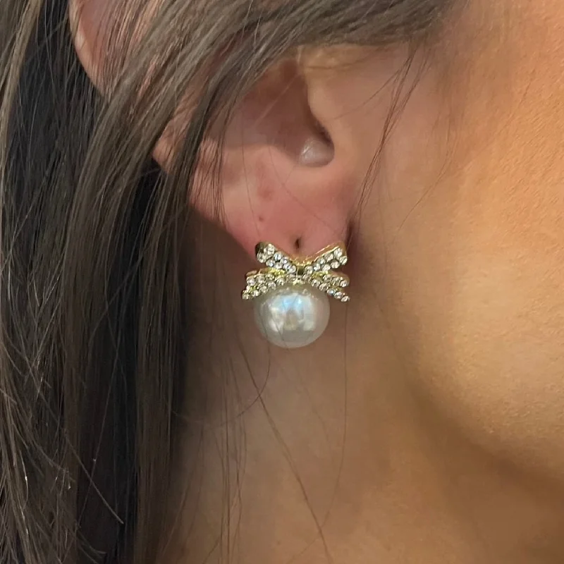 Women’s diamond stud earrings-Girl's World Rhinestone Bow White Pearl Drop Earrings