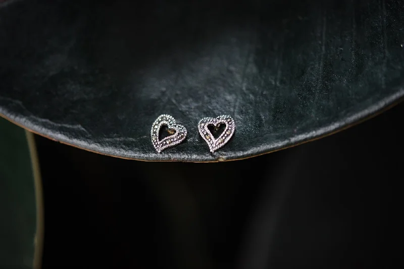 Women’s nature-inspired earrings-Marcasite Heart Earrings