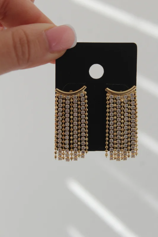 Women’s huggie earrings-Aaliyah Chandelier Earrings