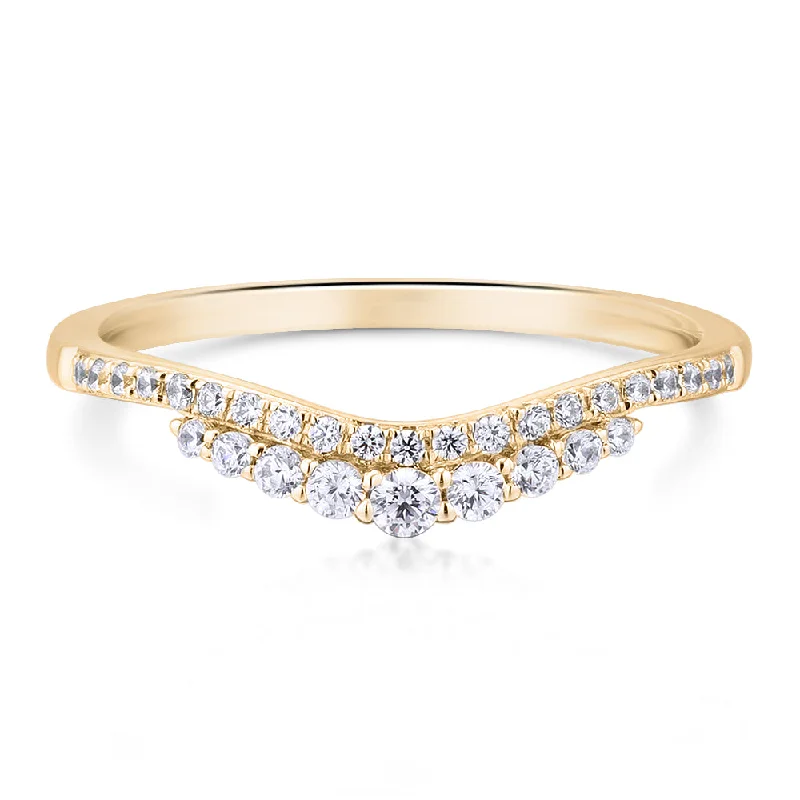 Women’s trendy rings-Round Brilliant curved wedding or eternity band in 10 carat yellow gold