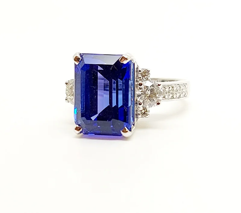 Women’s sparkly rings-Emerald Cut Tanzanite Ring With Diamond In 14k White Gold