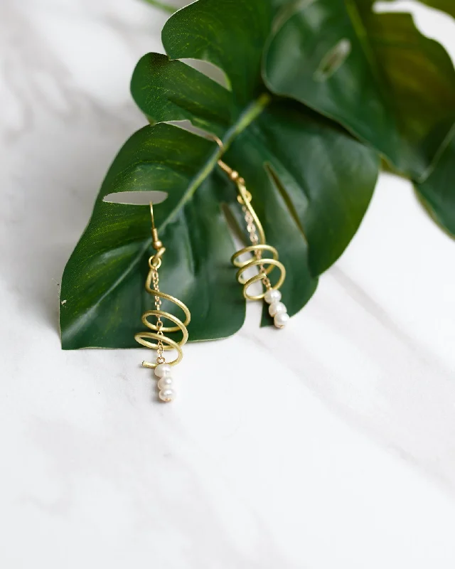 Women’s double hoop earrings-Twirly Pearly Earrings