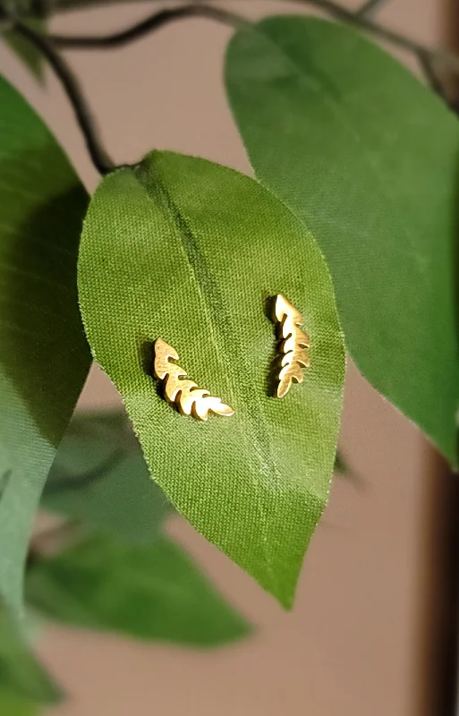 Women’s butterfly earrings-Small Gold Leaf Earrings