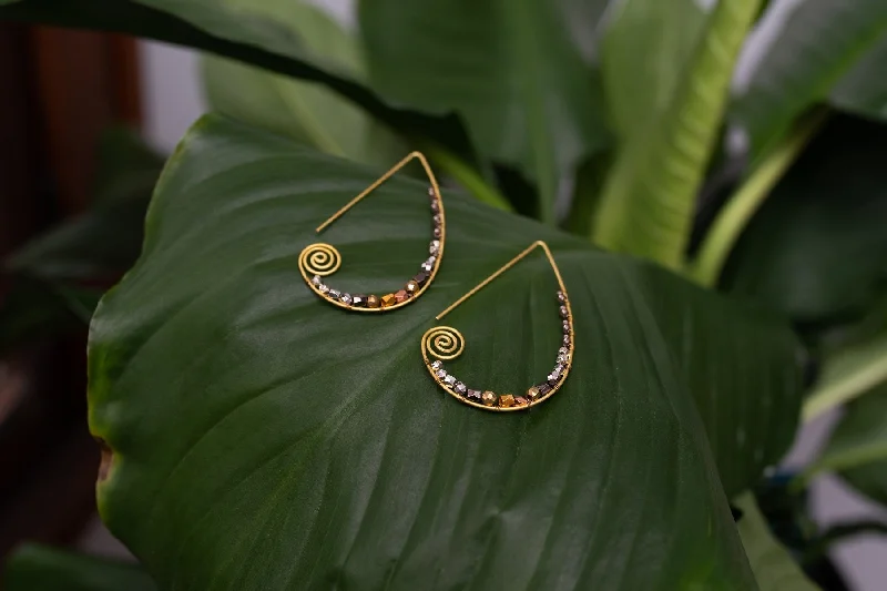 Women’s diamond drop earrings-Golden Swirl Earrings